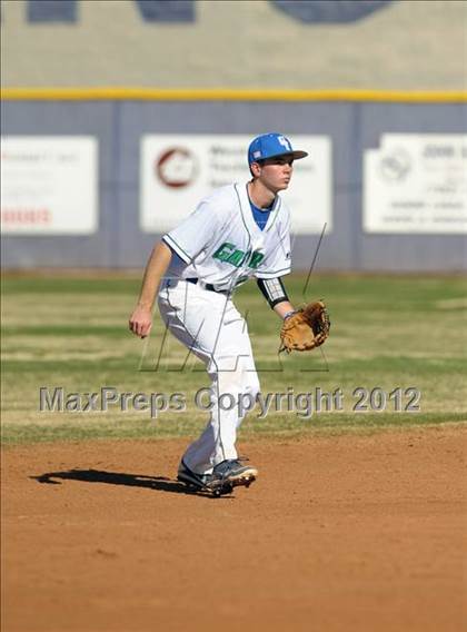 Thumbnail 2 in Palo Verde vs. Green Valley (Lion Invitational) photogallery.