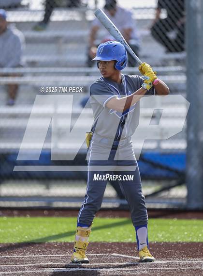 Thumbnail 3 in Gahr @ La Mirada photogallery.