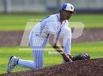 Thumbnail 2 in Gahr @ La Mirada photogallery.