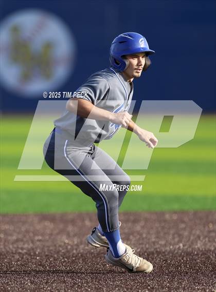 Thumbnail 1 in Gahr @ La Mirada photogallery.