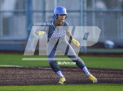 Thumbnail 1 in Gahr @ La Mirada photogallery.