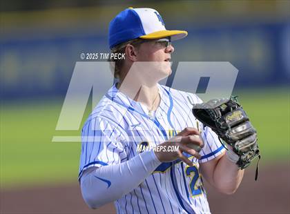 Thumbnail 3 in Gahr @ La Mirada photogallery.