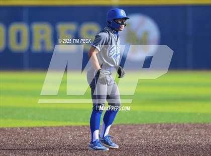 Thumbnail 1 in Gahr @ La Mirada photogallery.
