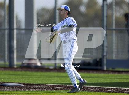 Thumbnail 1 in Gahr @ La Mirada photogallery.