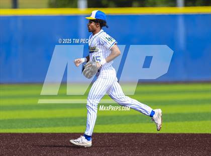 Thumbnail 2 in Gahr @ La Mirada photogallery.