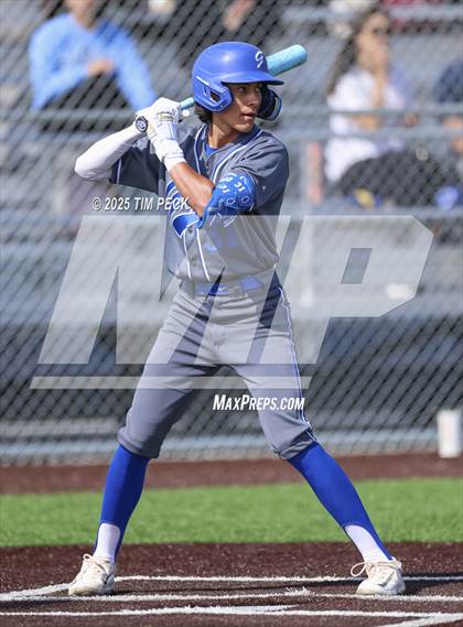 Thumbnail 1 in Gahr @ La Mirada photogallery.