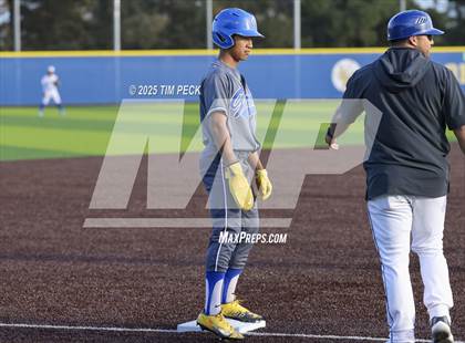 Thumbnail 1 in Gahr @ La Mirada photogallery.