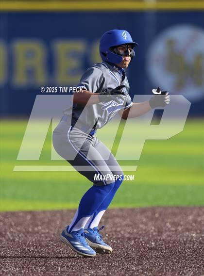 Thumbnail 2 in Gahr @ La Mirada photogallery.