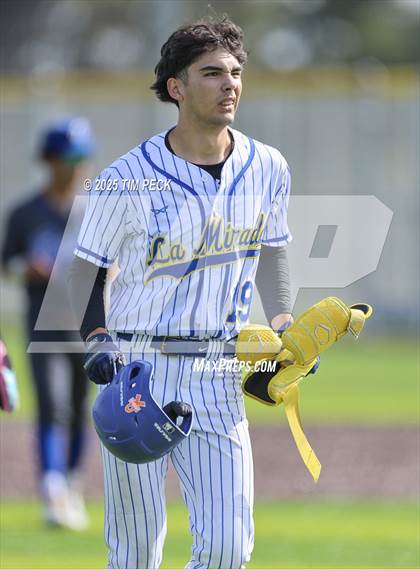 Thumbnail 3 in Gahr @ La Mirada photogallery.