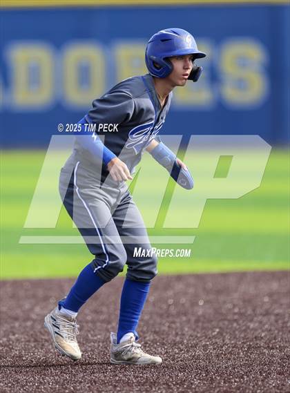 Thumbnail 3 in Gahr @ La Mirada photogallery.