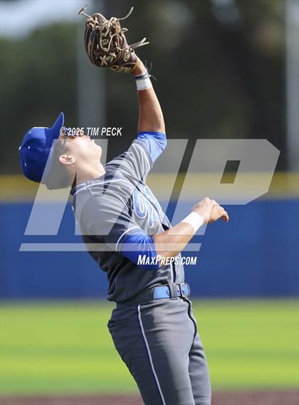 Thumbnail 2 in Gahr @ La Mirada photogallery.