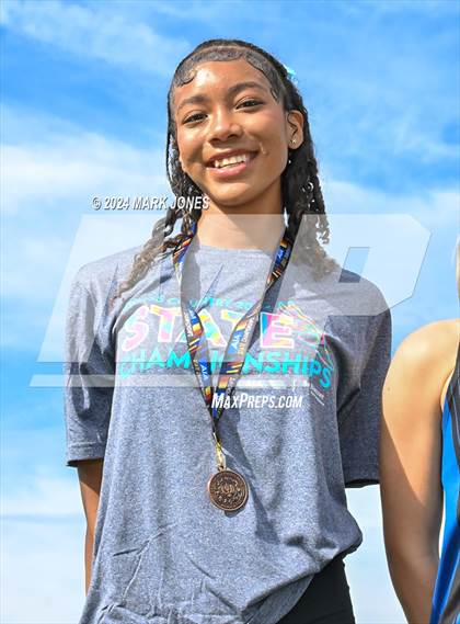 Thumbnail 2 in AIA D-III Girls State Championship (Awards) photogallery.