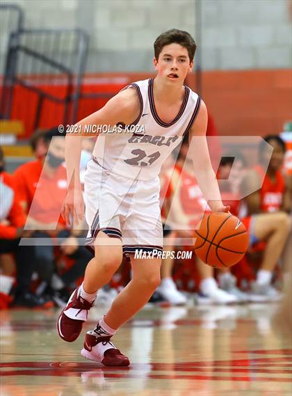 Thumbnail 1 in Capistrano Valley Christian vs. Mater Dei (Mater Dei Extravaganza) photogallery.