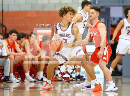Thumbnail 2 in Capistrano Valley Christian vs. Mater Dei (Mater Dei Extravaganza) photogallery.