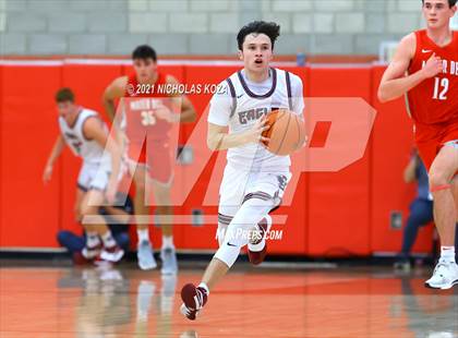 Thumbnail 3 in Capistrano Valley Christian vs. Mater Dei (Mater Dei Extravaganza) photogallery.