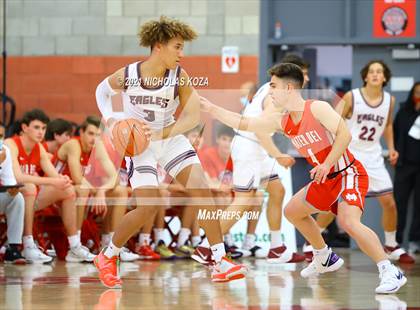 Thumbnail 1 in Capistrano Valley Christian vs. Mater Dei (Mater Dei Extravaganza) photogallery.