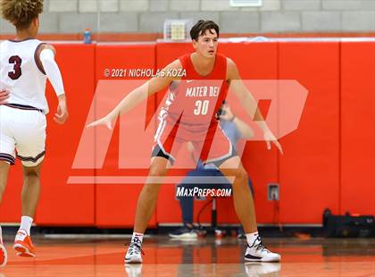 Thumbnail 2 in Capistrano Valley Christian vs. Mater Dei (Mater Dei Extravaganza) photogallery.