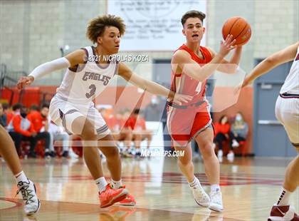 Thumbnail 1 in Capistrano Valley Christian vs. Mater Dei (Mater Dei Extravaganza) photogallery.