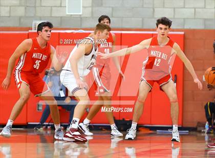 Thumbnail 2 in Capistrano Valley Christian vs. Mater Dei (Mater Dei Extravaganza) photogallery.