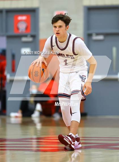 Thumbnail 2 in Capistrano Valley Christian vs. Mater Dei (Mater Dei Extravaganza) photogallery.