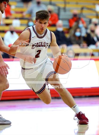 Thumbnail 3 in Capistrano Valley Christian vs. Mater Dei (Mater Dei Extravaganza) photogallery.