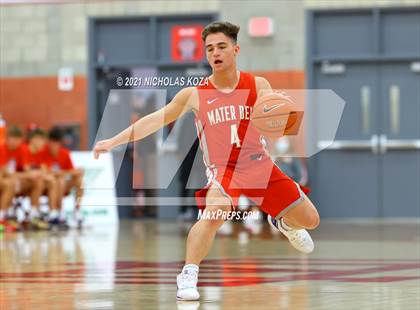 Thumbnail 1 in Capistrano Valley Christian vs. Mater Dei (Mater Dei Extravaganza) photogallery.