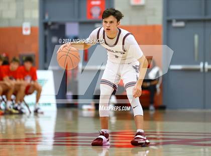 Thumbnail 1 in Capistrano Valley Christian vs. Mater Dei (Mater Dei Extravaganza) photogallery.