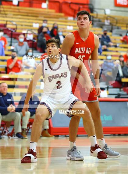 Thumbnail 3 in Capistrano Valley Christian vs. Mater Dei (Mater Dei Extravaganza) photogallery.
