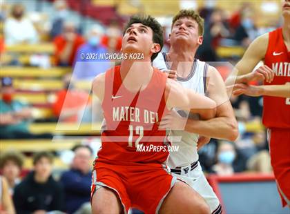 Thumbnail 2 in Capistrano Valley Christian vs. Mater Dei (Mater Dei Extravaganza) photogallery.