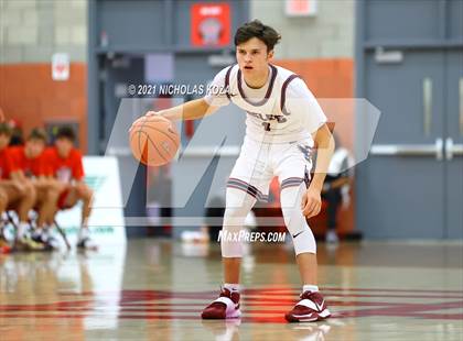 Thumbnail 3 in Capistrano Valley Christian vs. Mater Dei (Mater Dei Extravaganza) photogallery.