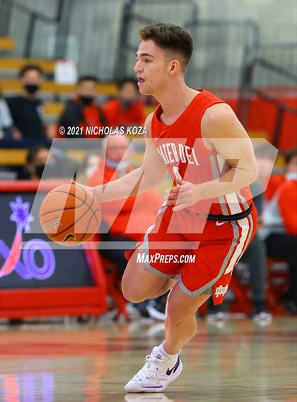 Thumbnail 2 in Capistrano Valley Christian vs. Mater Dei (Mater Dei Extravaganza) photogallery.