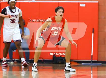 Thumbnail 3 in Capistrano Valley Christian vs. Mater Dei (Mater Dei Extravaganza) photogallery.