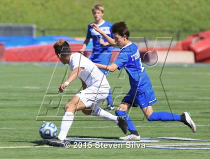 Thumbnail 3 in La Jolla Country Day vs. San Ysidro (CIF SDS D3 Final) photogallery.