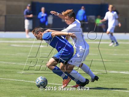 Thumbnail 3 in La Jolla Country Day vs. San Ysidro (CIF SDS D3 Final) photogallery.