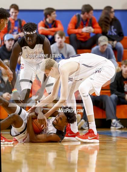 Thumbnail 2 in Findlay Prep vs. Aspire Academy (Marshall County Hoopfest) photogallery.
