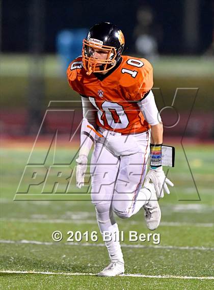 Thumbnail 3 in Ludlowe @ Ridgefield photogallery.
