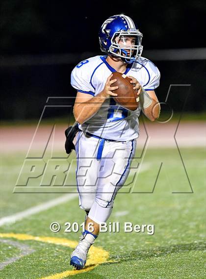 Thumbnail 1 in Ludlowe @ Ridgefield photogallery.