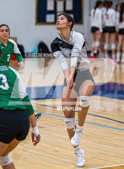 Thumbnail 3 in Los Lunas vs. Pojoaque Valley photogallery.