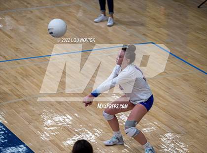 Thumbnail 3 in Los Lunas vs. Pojoaque Valley photogallery.