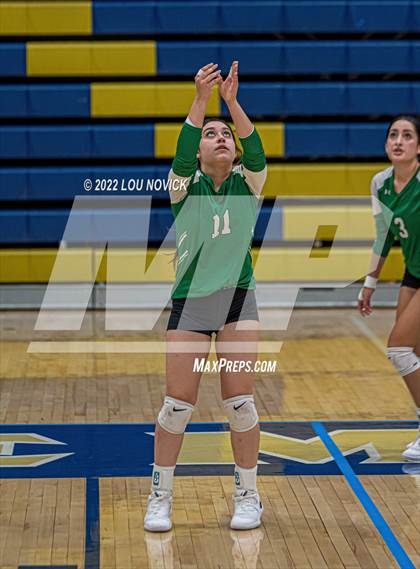 Thumbnail 1 in Los Lunas vs. Pojoaque Valley photogallery.