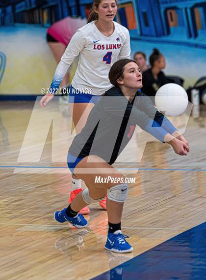 Thumbnail 2 in Los Lunas vs. Pojoaque Valley photogallery.