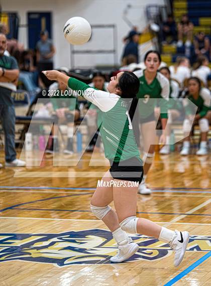 Thumbnail 3 in Los Lunas vs. Pojoaque Valley photogallery.