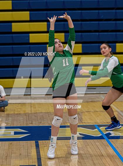 Thumbnail 1 in Los Lunas vs. Pojoaque Valley photogallery.