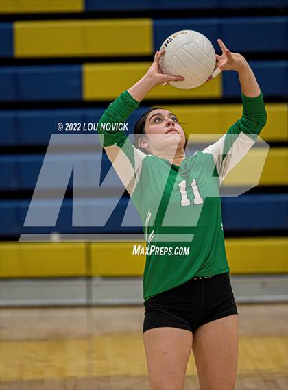 Thumbnail 3 in Los Lunas vs. Pojoaque Valley photogallery.
