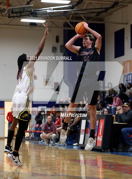 Thumbnail 2 in Isabella vs Maplesville (Chilton County Tournament) photogallery.