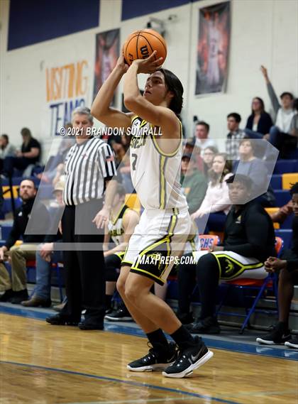 Thumbnail 1 in Isabella vs Maplesville (Chilton County Tournament) photogallery.