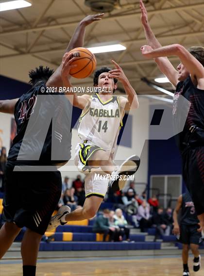 Thumbnail 3 in Isabella vs Maplesville (Chilton County Tournament) photogallery.