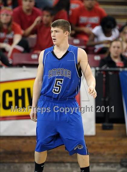 Thumbnail 3 in Amador vs. Colfax (CIF SJS D4 Final) photogallery.