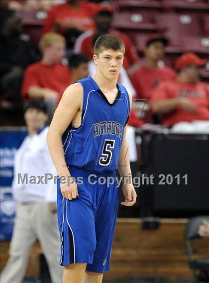 Thumbnail 2 in Amador vs. Colfax (CIF SJS D4 Final) photogallery.