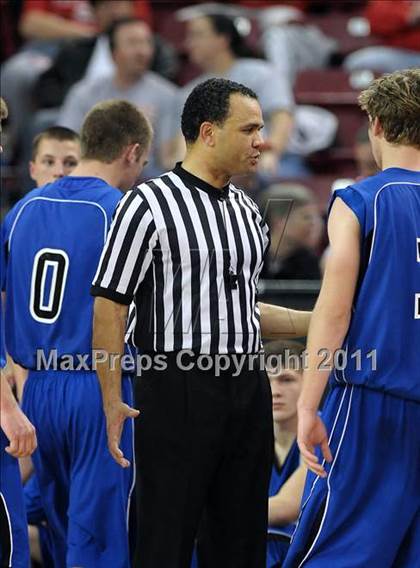 Thumbnail 2 in Amador vs. Colfax (CIF SJS D4 Final) photogallery.